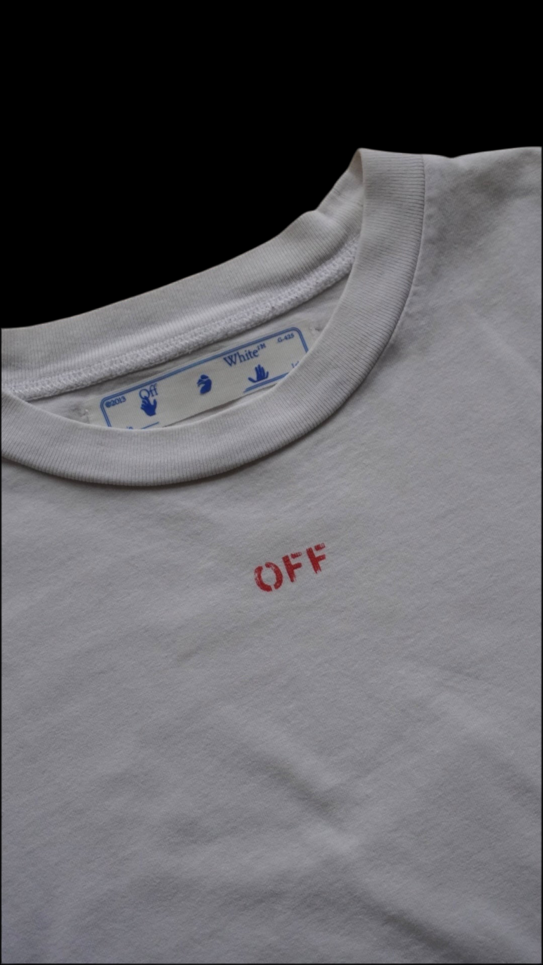 Off-White T-Shirt - S